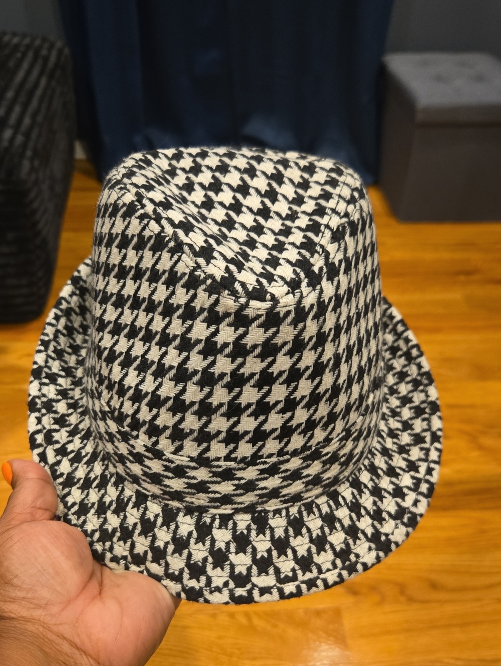Houndstooth Pattern Fedora Hat - Black & White